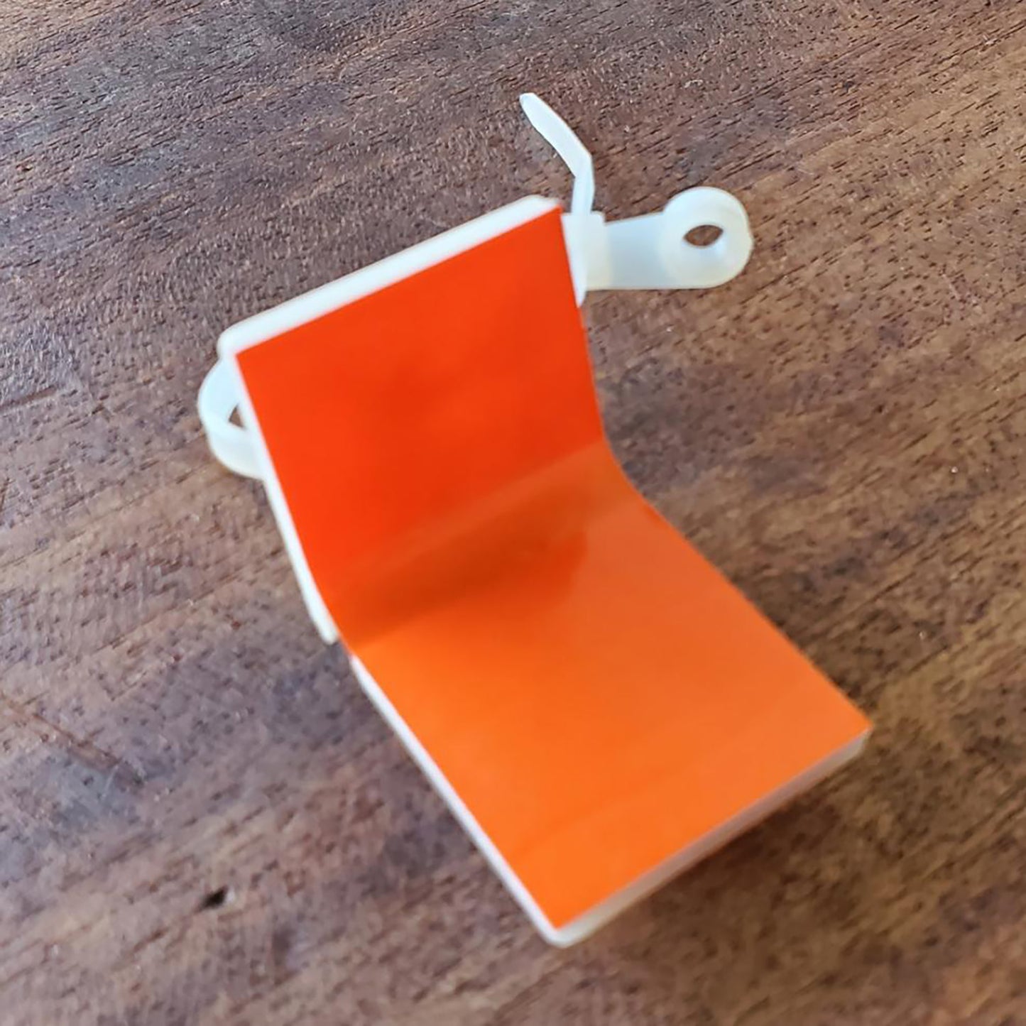 Mounting Base: 1.1"x1.1"x0.28, 4-way adh. & #10 screw, natural (Bag of 100) (White)