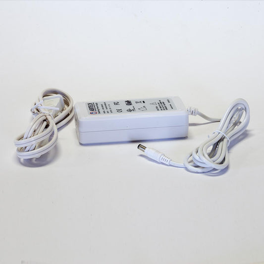 Plug n Play Power Supply Adapter (white) 12v 100-240V (60 WATTS) 5A UL RL 50/case (Indoor)