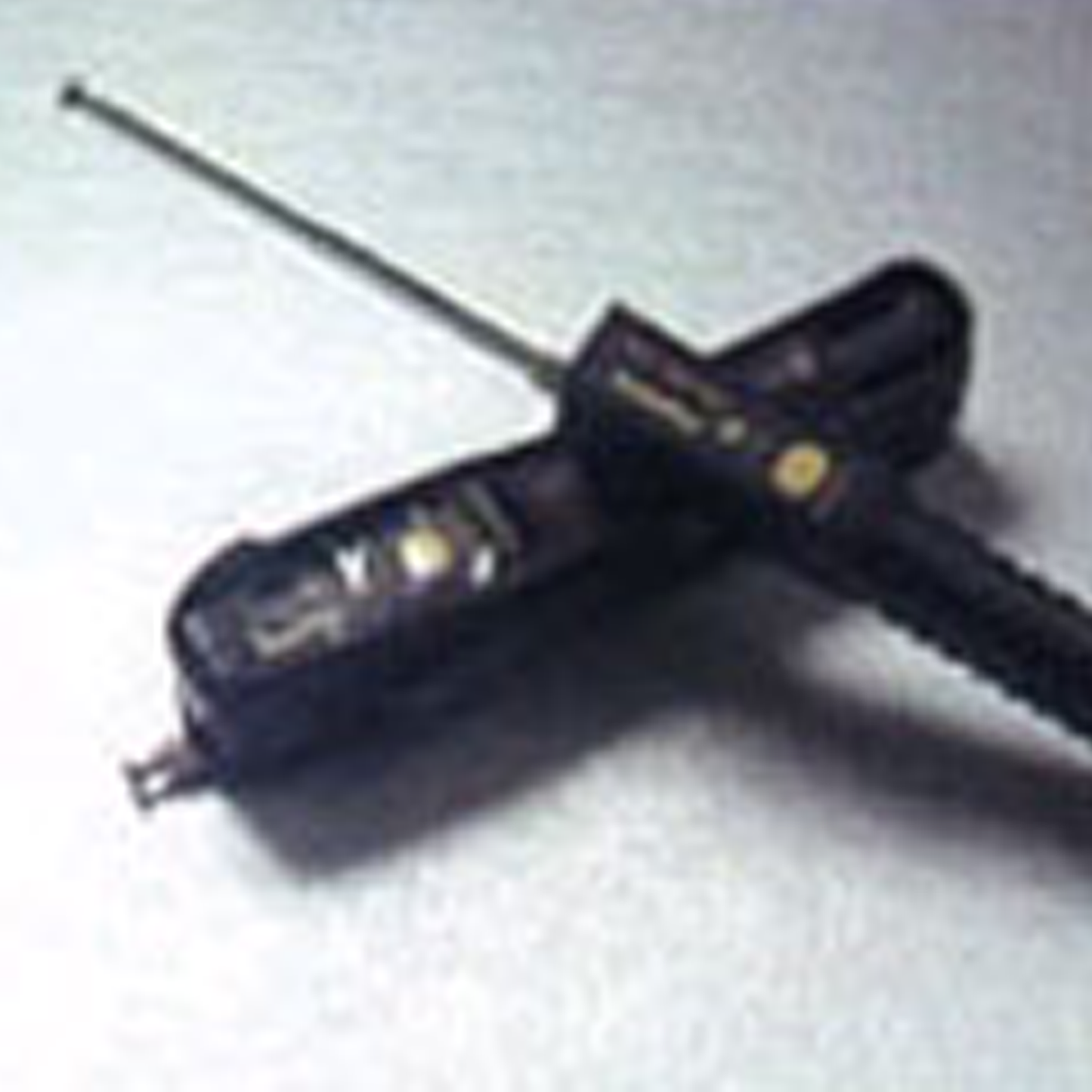 Corldess gas tube tester powered by 4-AA batteries