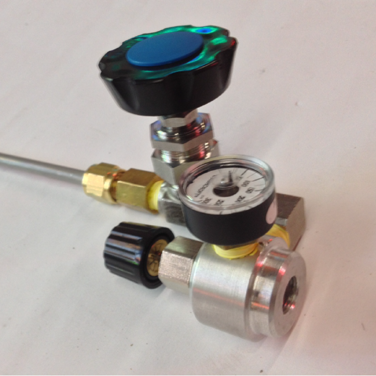 TECNOLUX Gas Cylinder Transfer System